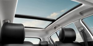 Differences between Sunroof and Moonroof